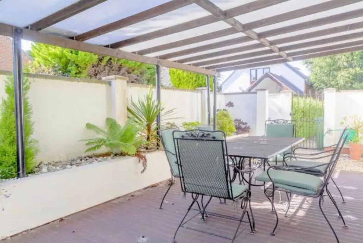 Honeyacres Villa Down Hatherley United Kingdom